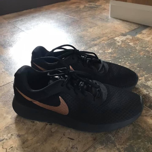 Nike Shoes - Nike’s Nike Shoes - Nike’s
